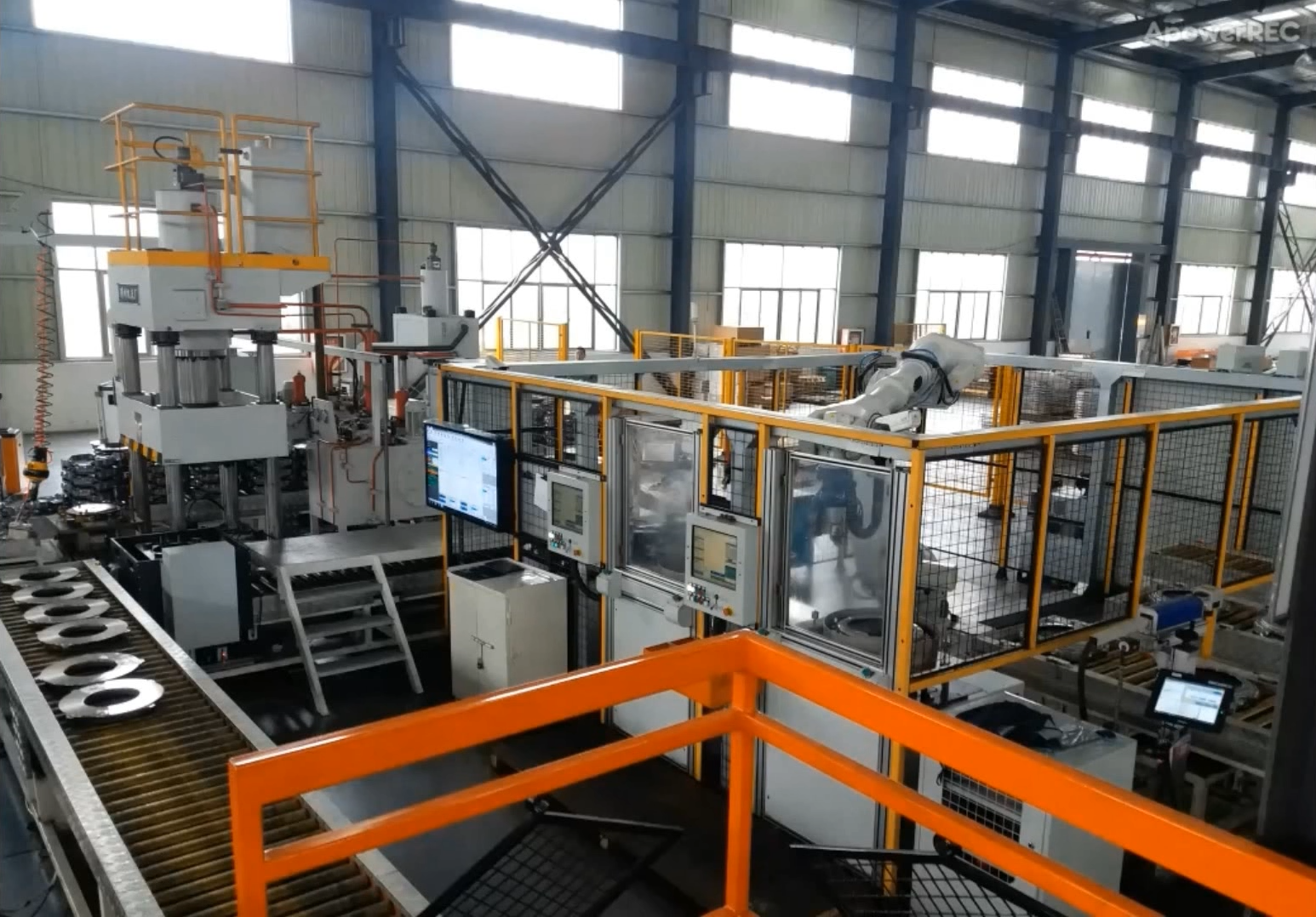 南昌久耐蓋總成自動(dòng)線